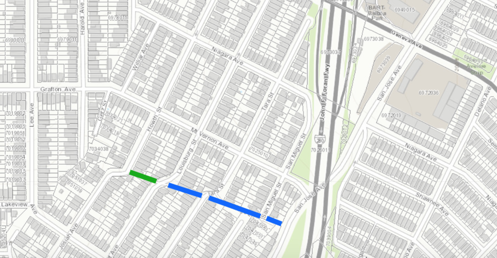 Map of Ridge Lane. The first block to become a Street Park is in green; future street park blocks are in blue.